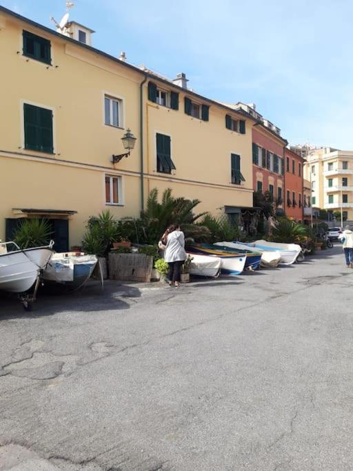 Apartment Pisi Home, 2 Min Dalla E Dall' Ospedale Gaslini Genoa