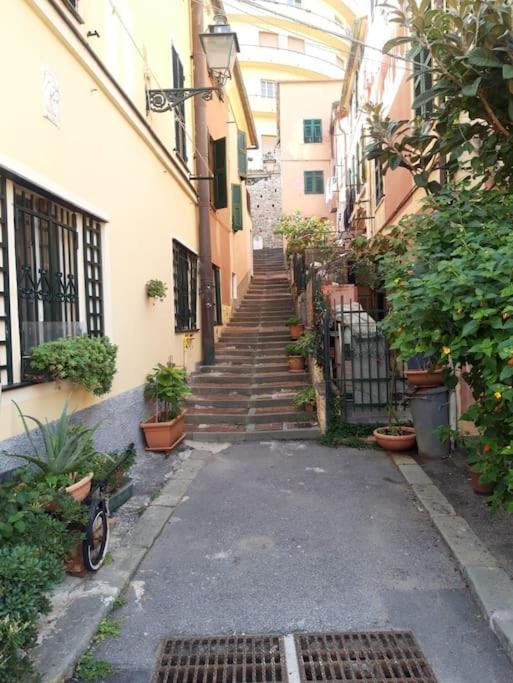 Apartment Pisi Home, 2 Min Dalla E Dall' Ospedale Gaslini