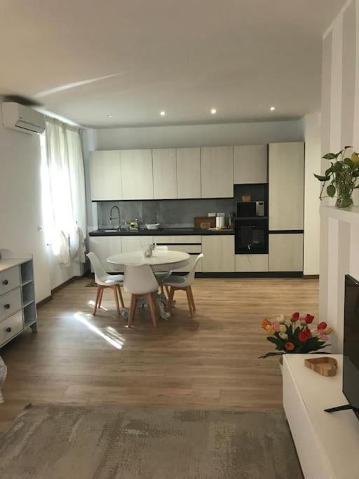 Pisi Home, 2 Min Dalla E Dall' Ospedale Gaslini Genoa